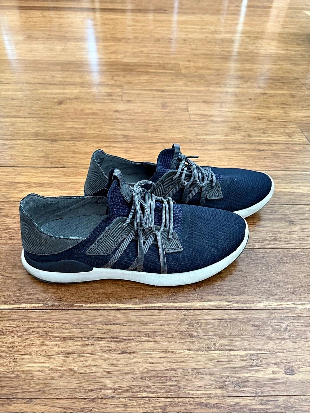 Olukai Men’s Mio Li Sneakers